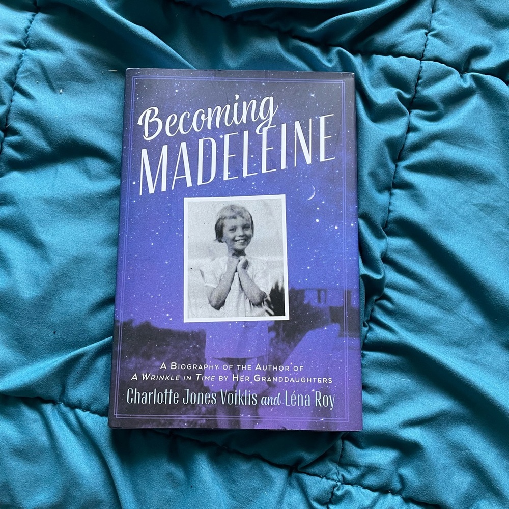 4/$20📚Becoming Madeleine Biography Book